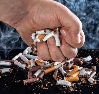 Табакокурение в Реже